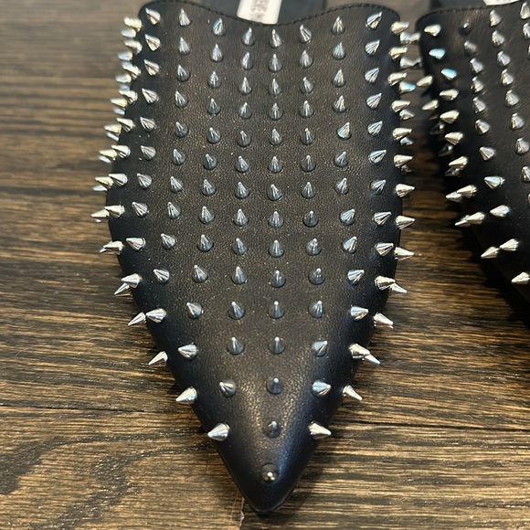 Steve Madden Pinpoint Slip On Studded Black Mules - Size 7.5 - New - Picture 7 of 7